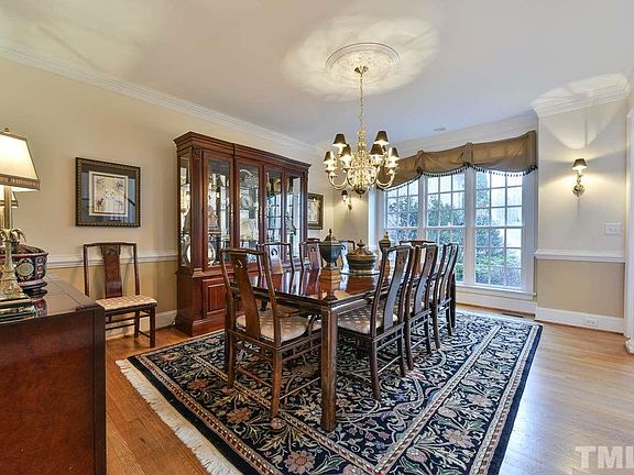 5th image of 215 Tennwood Ct