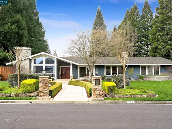 325 Lakeview Pl, Alamo, CA 94507