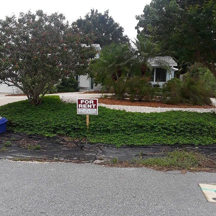2nd image of 2838 Grand Cayman St