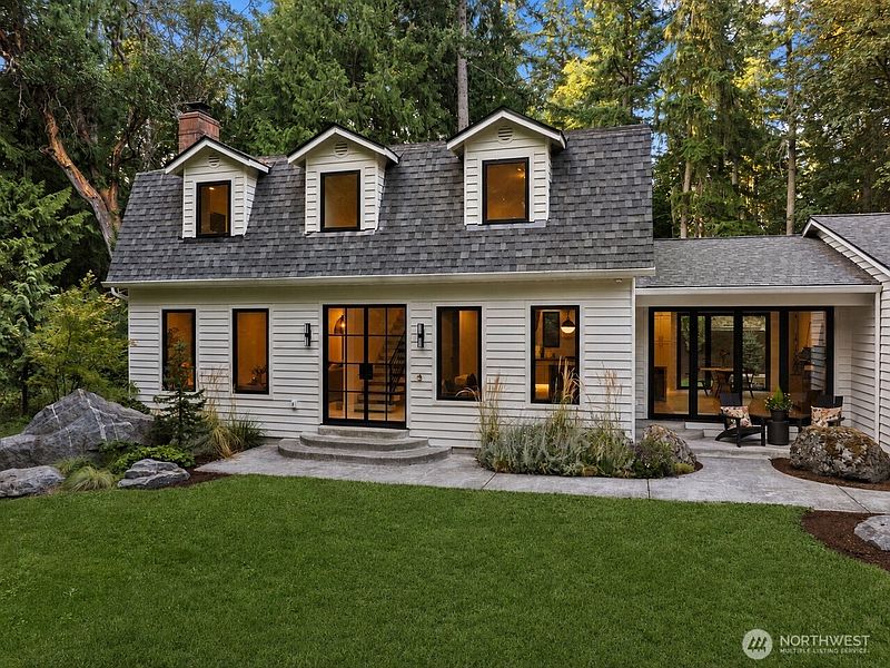 2nd image of 6017 53rd Street NW