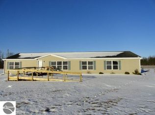 7886 McKinley Ave, Lake, MI 48632