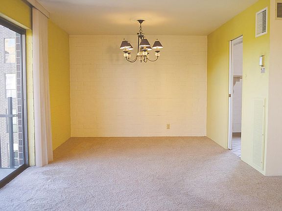 2nd image of 460 S Marion Pkwy APT 806