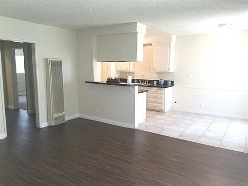 4th image of 630 E 97th St APT 05