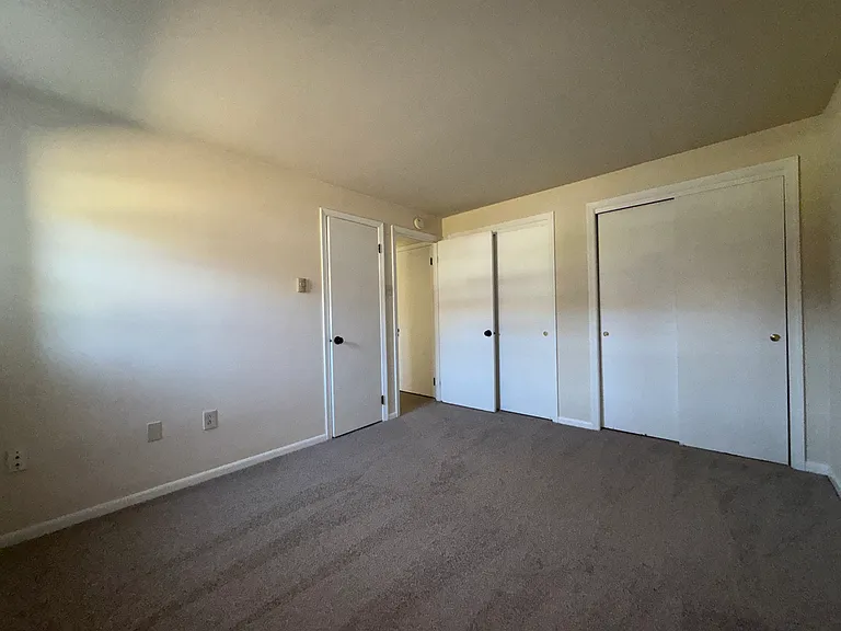 23 Orchard Hills Dr #D — Photo 6