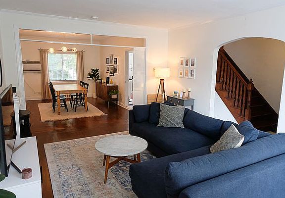 2nd image of 67-62 Groton St #1