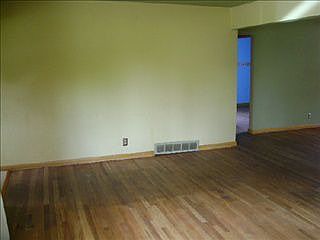 4th image of 3108 12th Ave