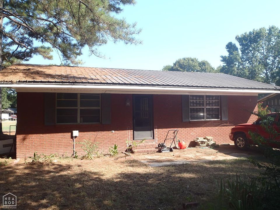 1st image of 412 Logan St