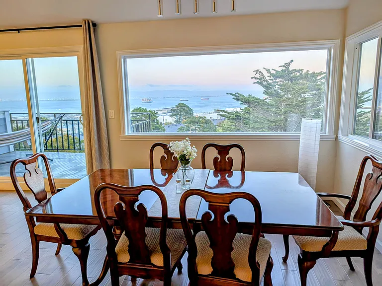 Dinning room with SF bay view