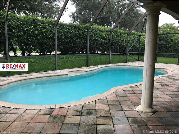 4th image of 17474 SW 31st Ct