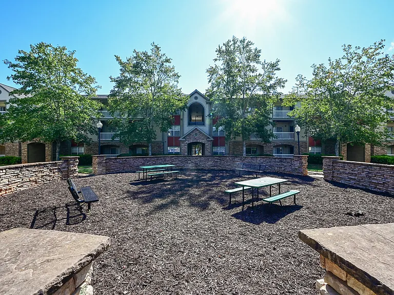 Alta Mill Apartments — Photo 22