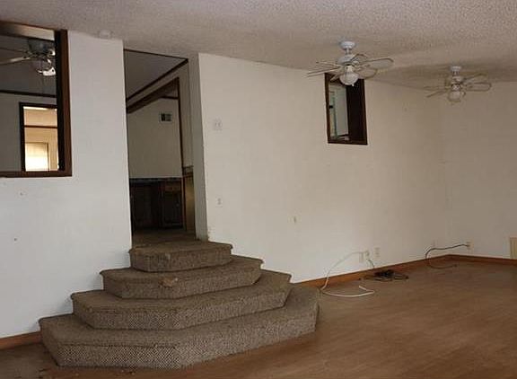 5th image of 17112 E 7th Terrace Ct N