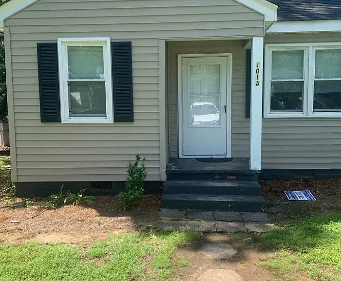 101 Givens St #A — Photo 2