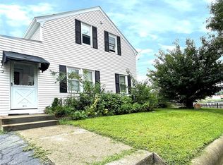 112 Pine St, Pawtucket, RI 02860