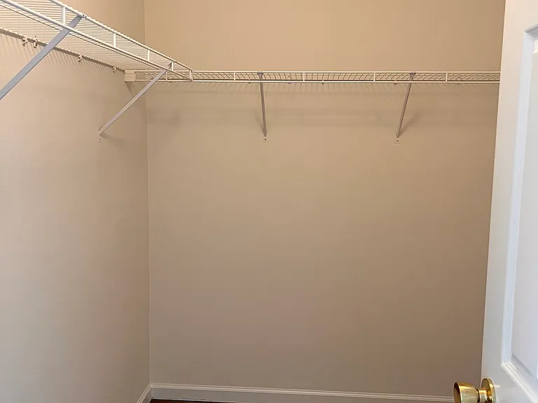 535 Marion Rd — Photo 15