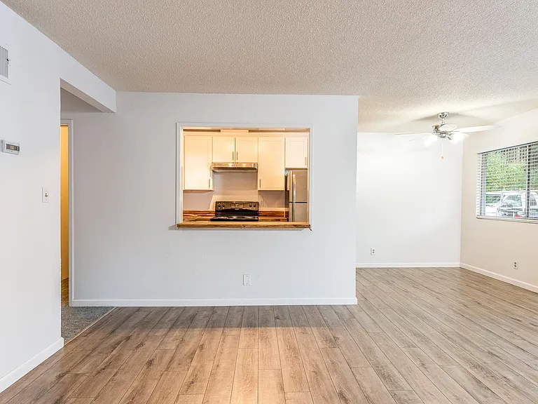21 Merrydale Rd #3 — Photo 6