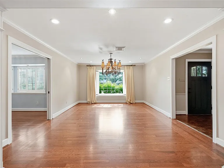 12435 Kimberley Ln — Photo 3