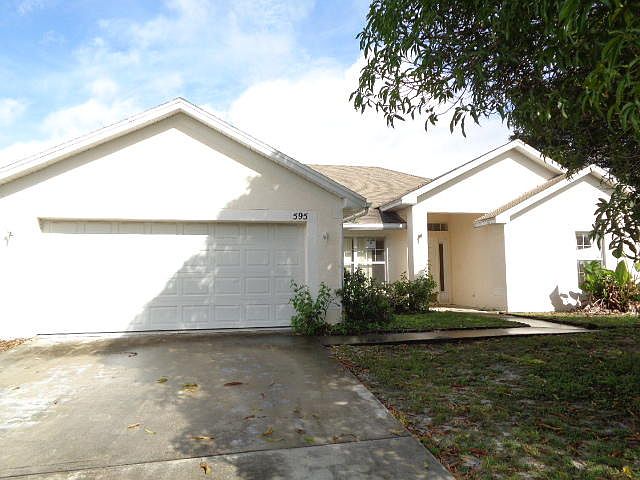 Home For Sale In Port Saint Lucie