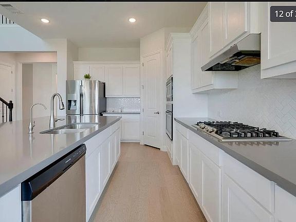 5th image of 16916 Clover Dr