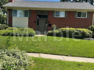 2706 Calgary Ave, Kensington, MD 20895