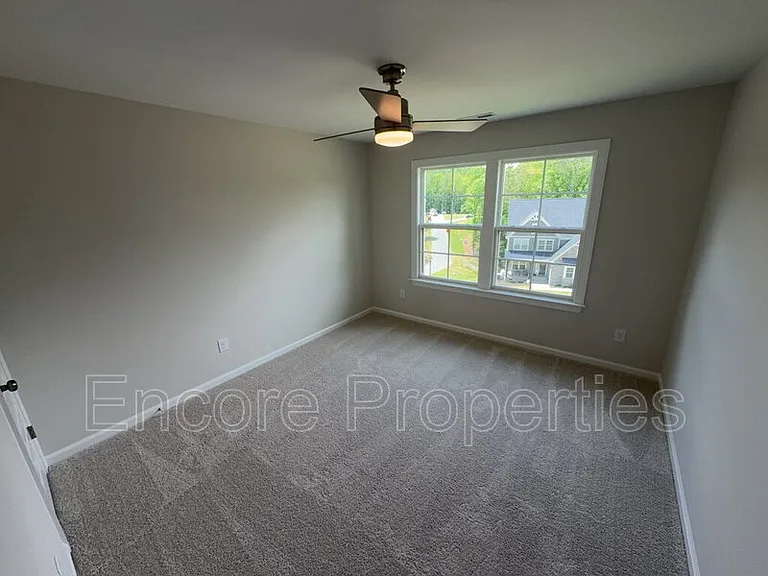 135 Little Gem Ln — Photo 16