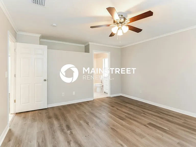 Main Bedroom
