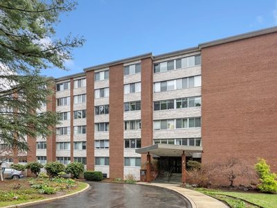 22 Chestnut Pl APT 607, Brookline, MA, 02445
