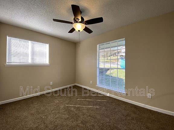 4th image of 416 Sierra Madre Dr