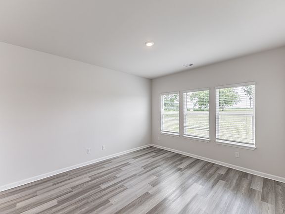 HSV_KendallFarms_S445Gibson_Y_322PoneStreet_GreatRoom3.jpg