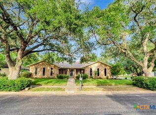 102 Lamorak St, Victoria, TX 77904