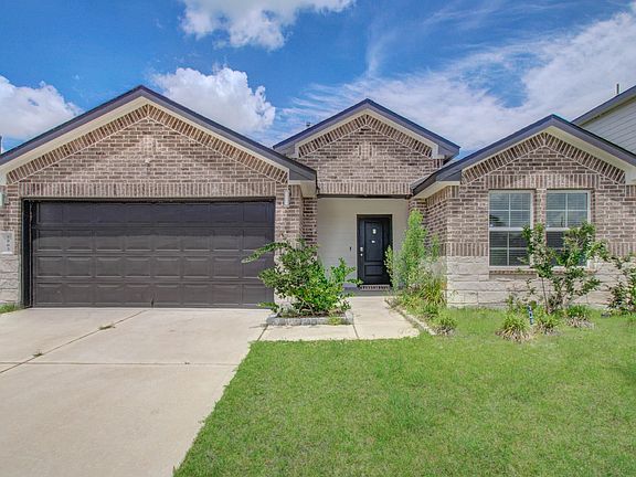4th image of 7903 Wrangler Shack Ln