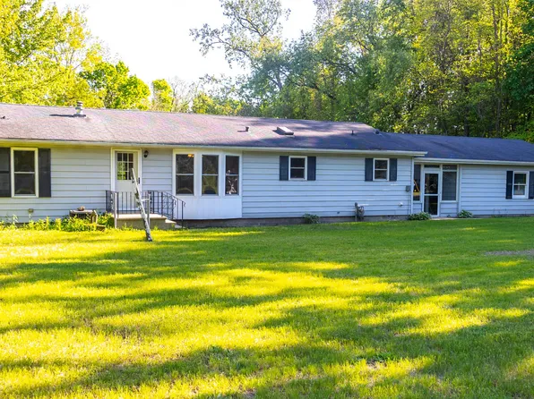 6340 Warren Woods Rd, Three Oaks, MI 49128