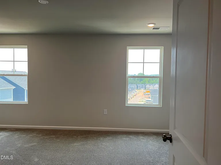 642 Gimari Dr — Photo 25
