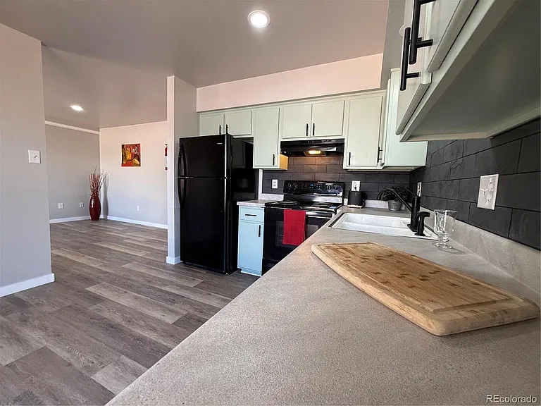 531 S Angus Ave #2 — Photo 10