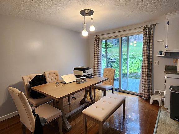 5th image of 4804 Country Club Rd