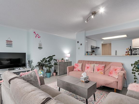 5th image of 1500 Howe St #1401