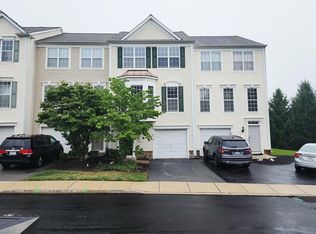 8513 Gateway Rd, Breinigsville, PA 18031