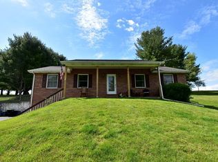 237 Oak Hollow Cir, Galax, VA 24333