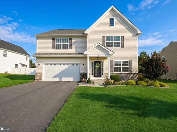 9 Tennyson Ct, Middletown, DE 19709