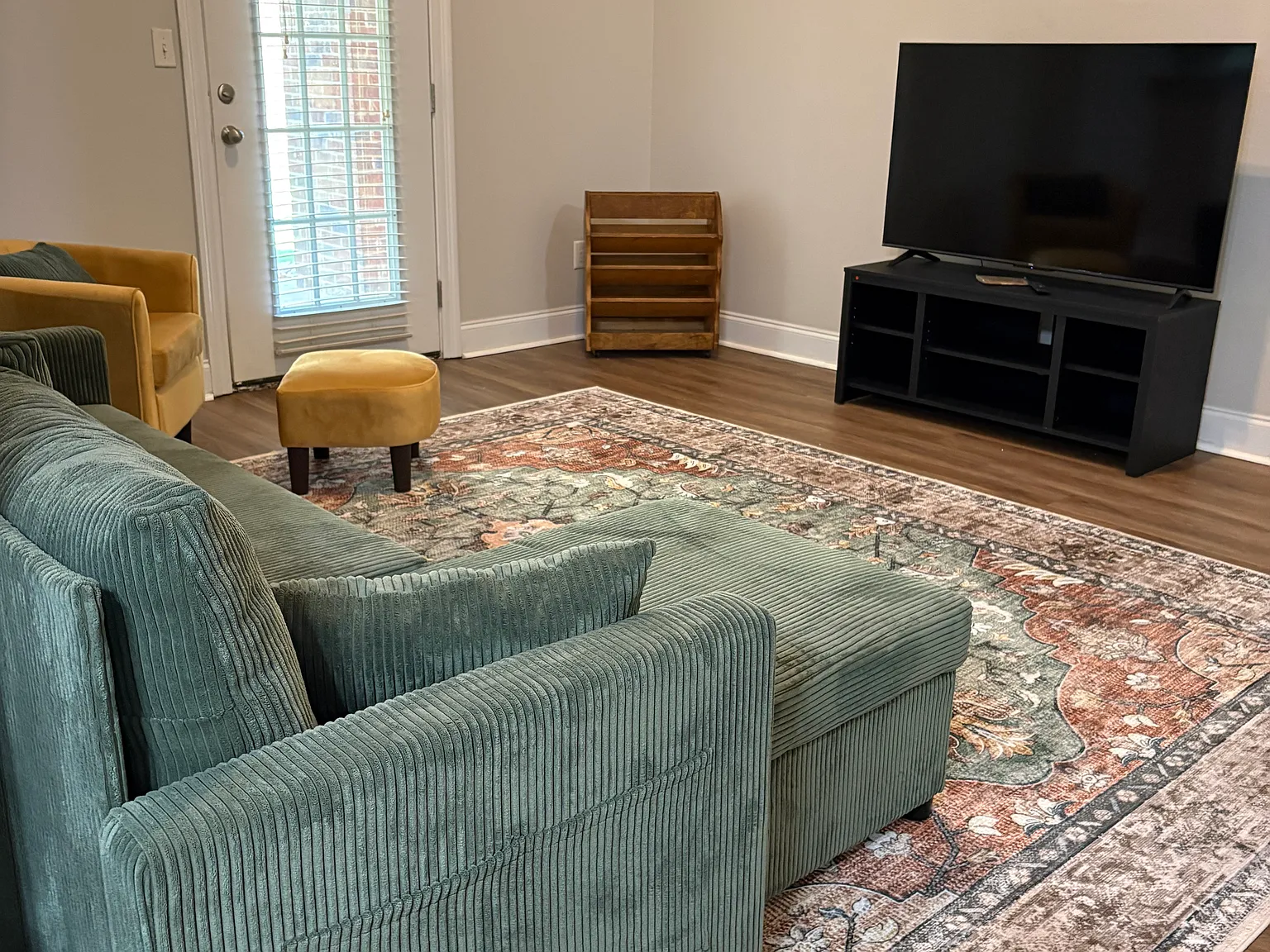3 bed, 3.5 bath, 1562 sqft, $1,980 — Photo 4