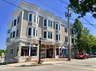 112 Main St APT 8, Amesbury, MA 01913