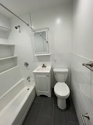 Rented by CNYC Apartments | media 25