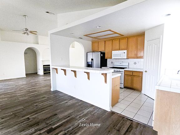 4th image of 17850 Crestview Dr