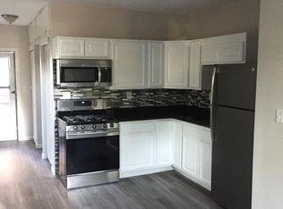 2562 W 10th St #3, Cleveland, OH