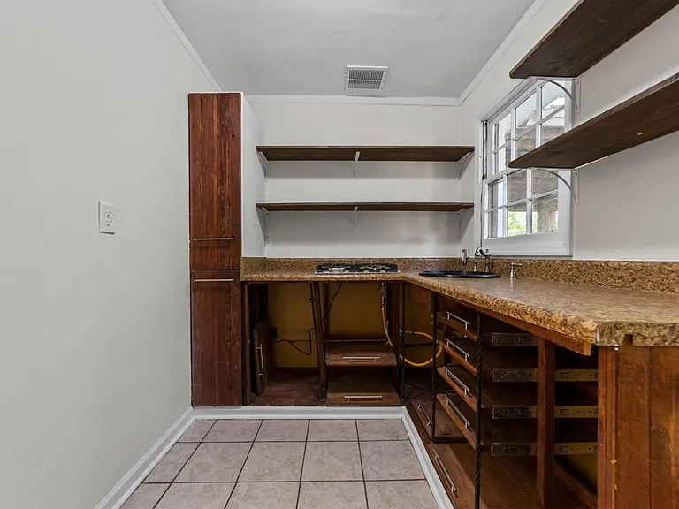 1304 Buckingham Rd — Photo 20