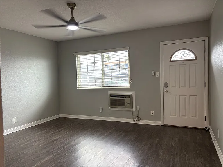 Northwind Apartments — Photo 40