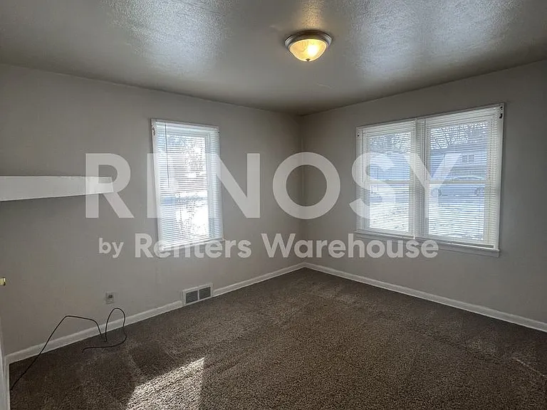 9812 Balboa Dr — Photo 13