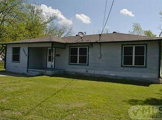 1002 Pecan St, Bonham, TX 75418