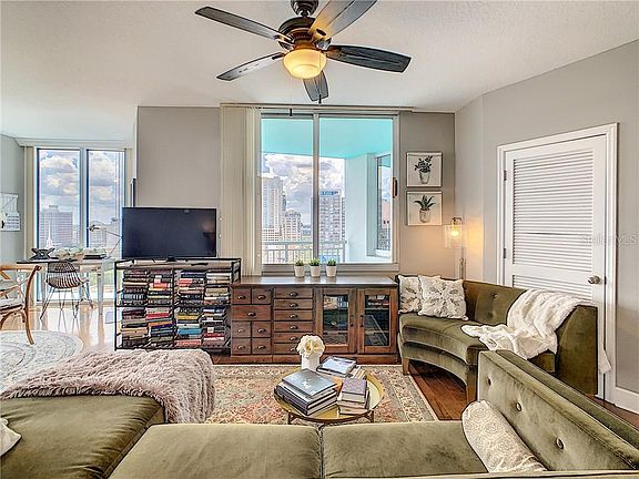 5th image of 322 E Central Blvd Unit 1709