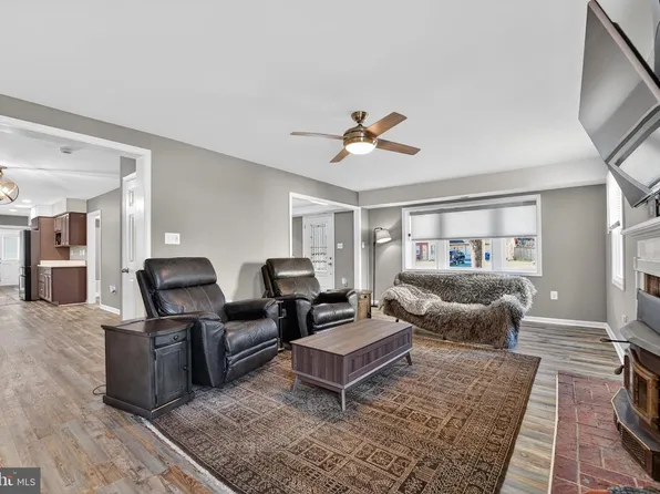 16010 Audubon Ln, Bowie, MD 20716