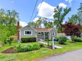27 Waterview Ave, Billerica, MA 01821